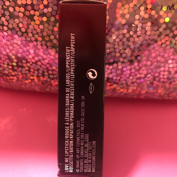 BNIB! MAC Love Me Lipstick 💄 in E For Effortless 423 - Picture 6 of 7